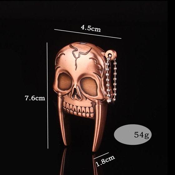 BÂT LỬA KHÈ, MÓC KHÓA HÌNH ĐẦU LÂU 2 NANH