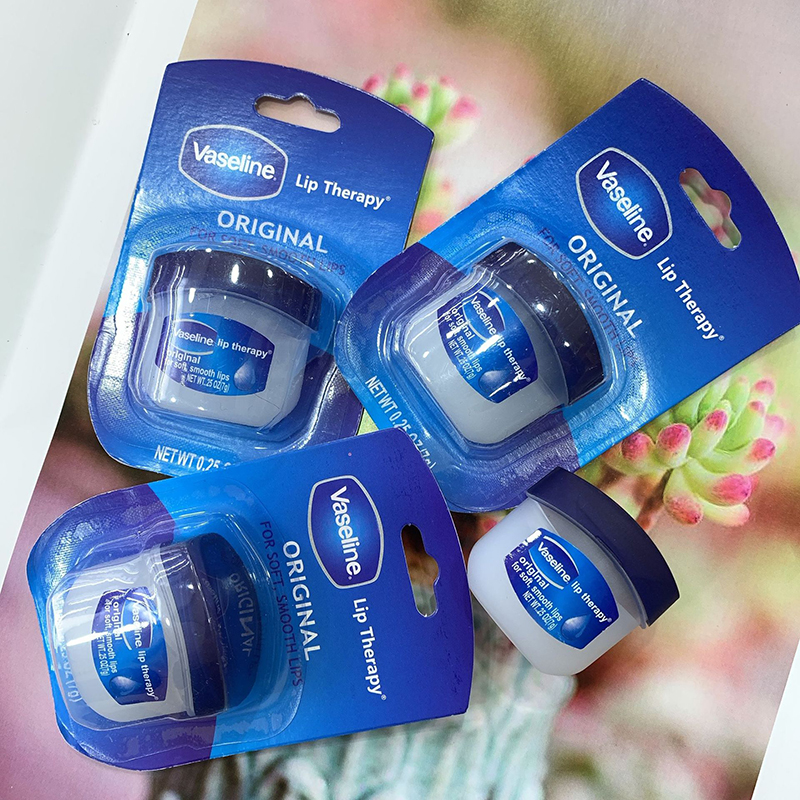 Son dưỡng môi Vaseline Lip Therapy 7g (Không màu)