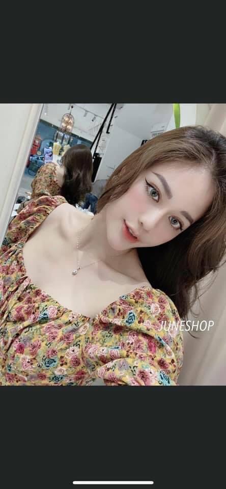 váy hoa rút ngực xẻ tà( có mút ngực)