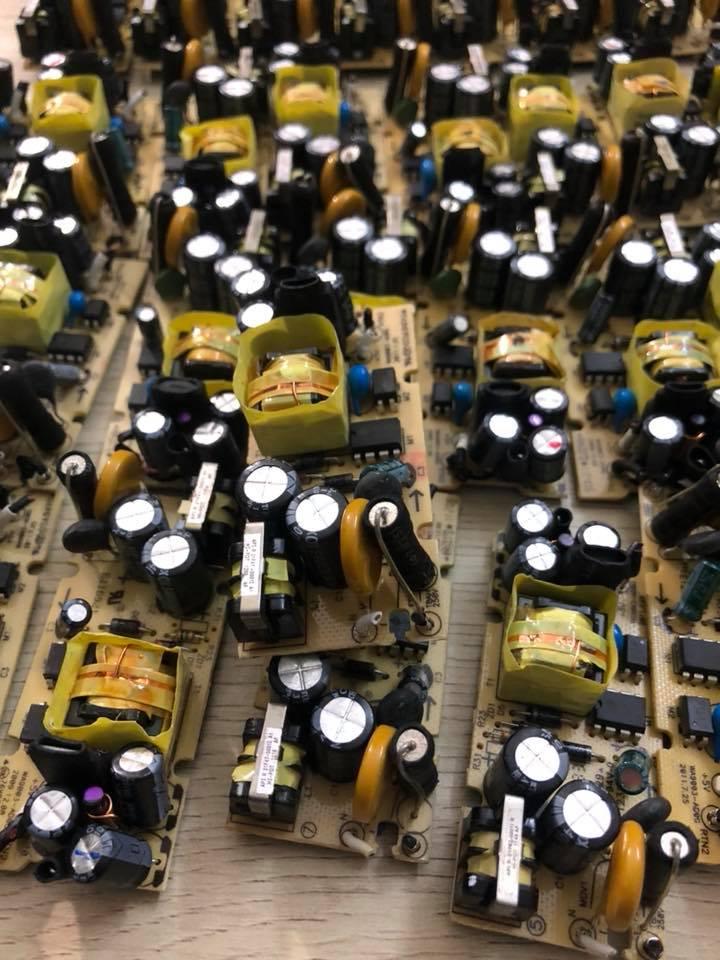 Nguồn rời 15v 2a