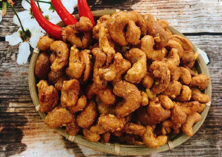 Hạt Điều Rang Tỏi Ớt Saigonfood 500g