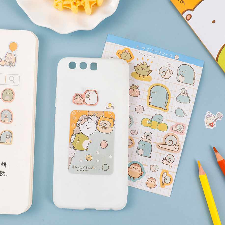 Cuốn 335 miếng sticker mẫu gia đình sumikko đáng yêu