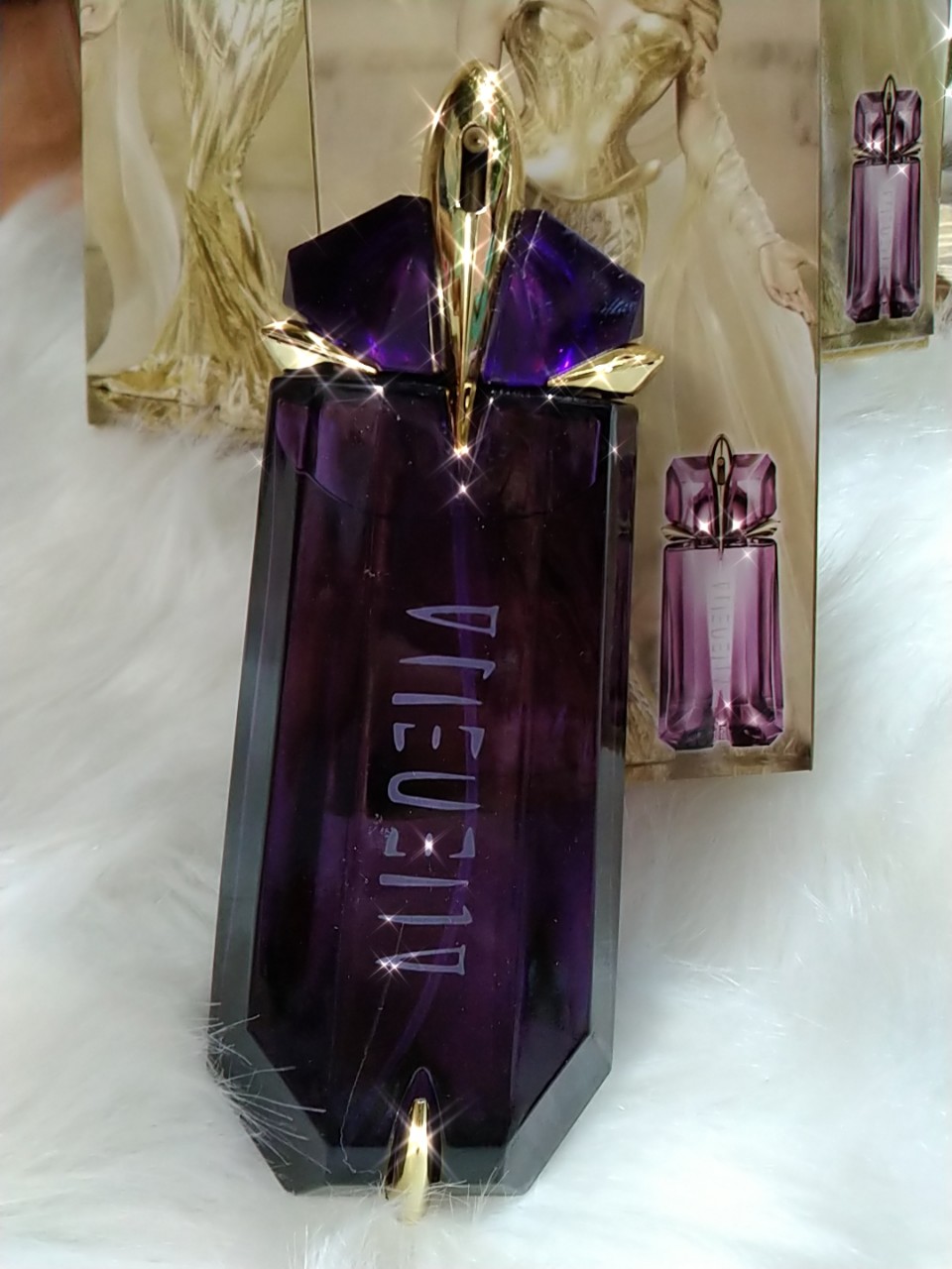 Nước hoa nữ Alien màu tím ( 90 ML)