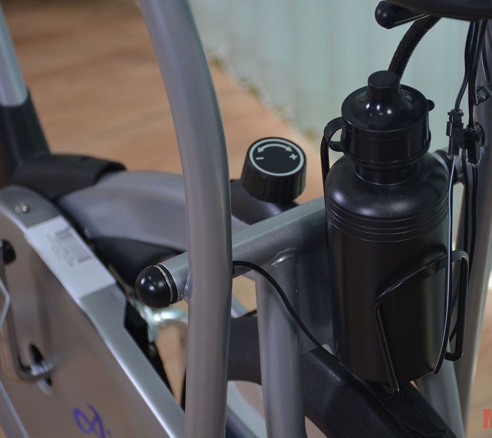 Xe đạp tập thể dục Air Bike