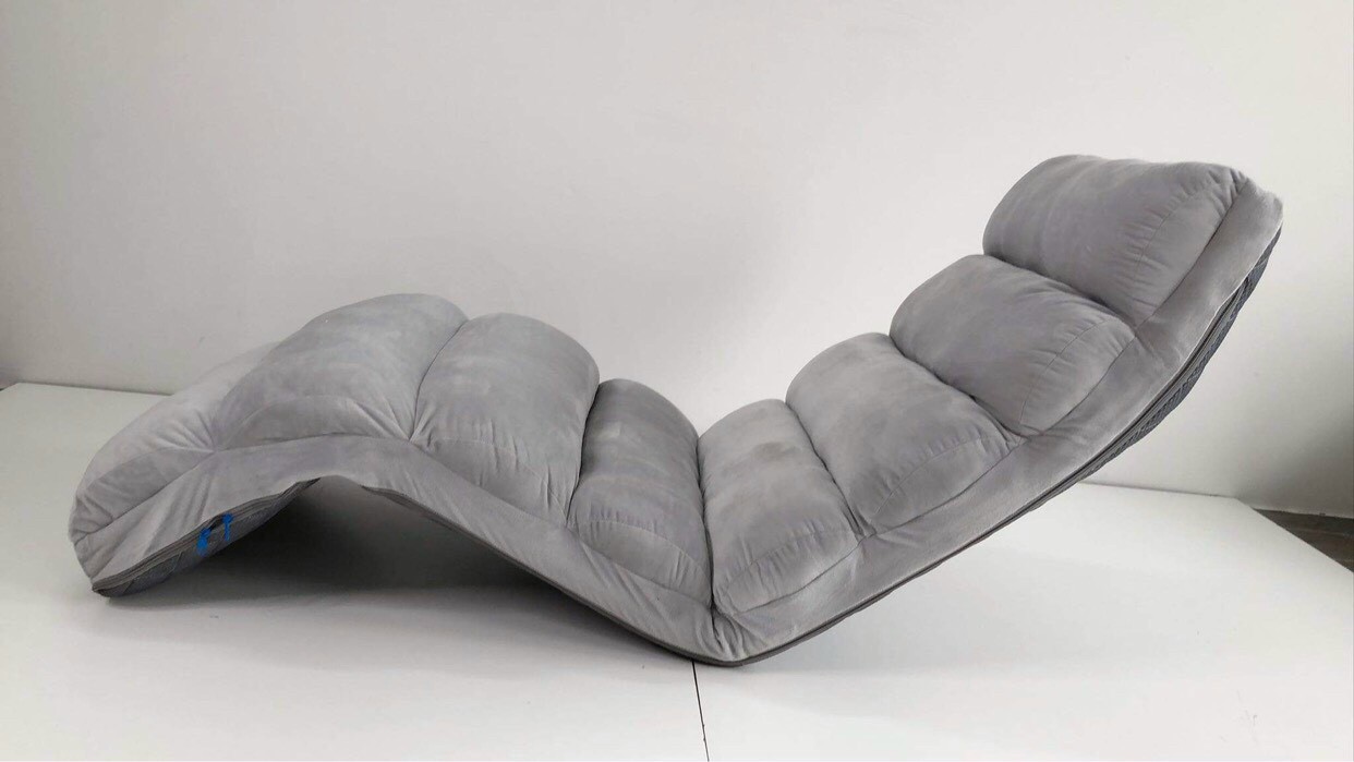 High-Quality Wavy Tami Chair