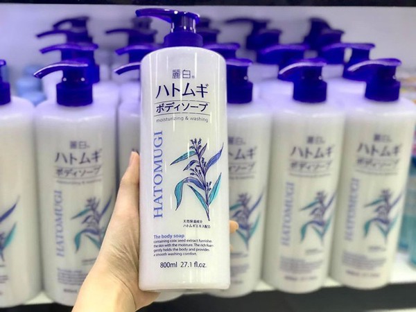 Sữa tắm trắng Giữ Ẩm Hatomugi Nhật Bản 800ML