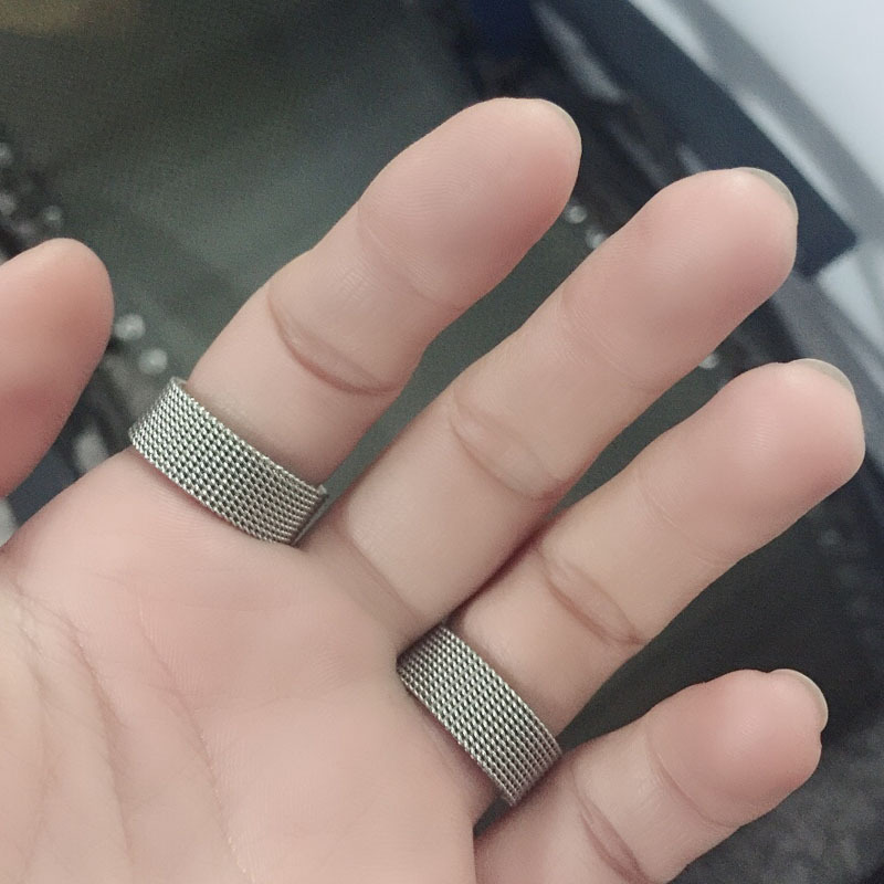 Nhẫn  Taehyung, titan không gỉ