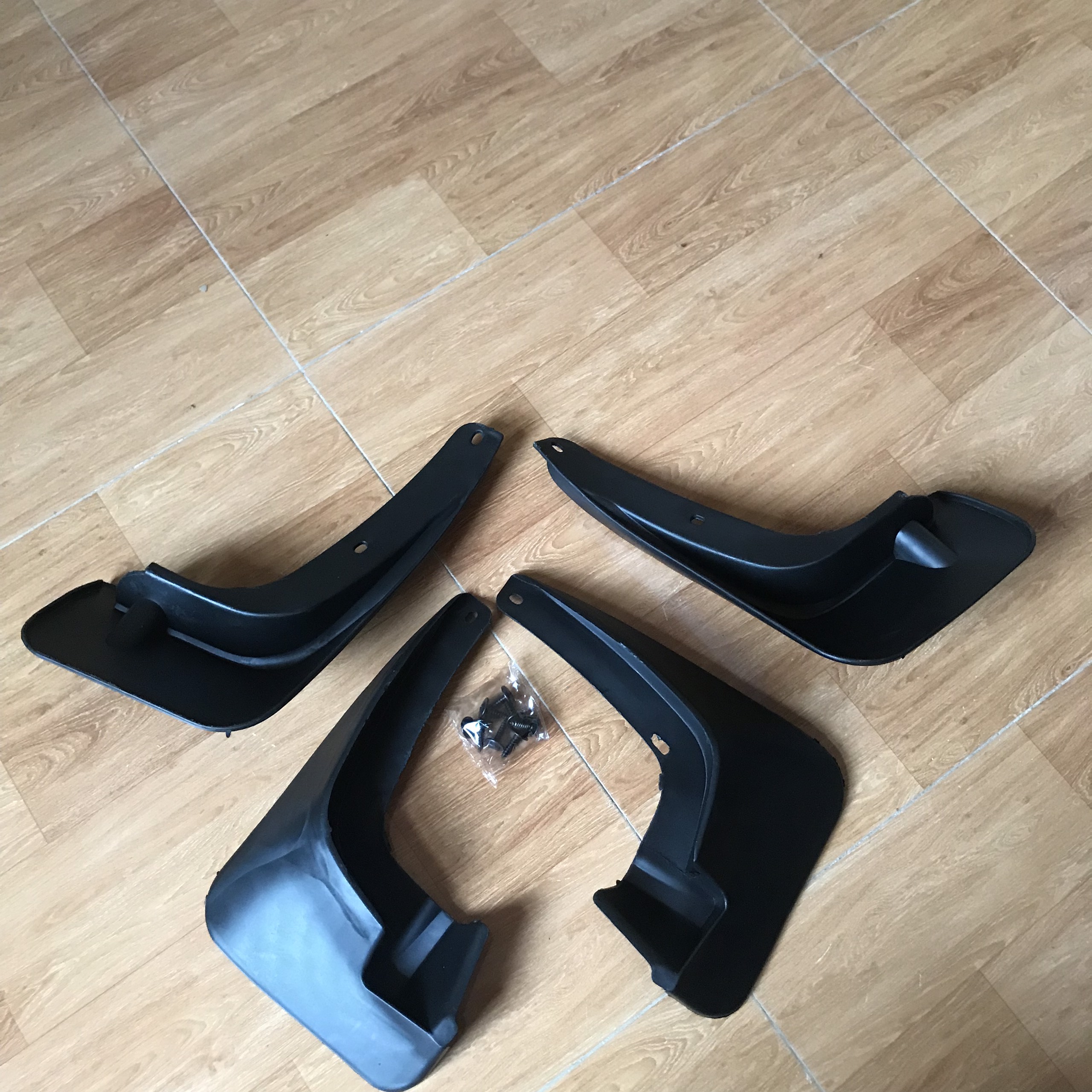 Bộ Chắn bùn xe Kia Forte, Cerato 2008-2012