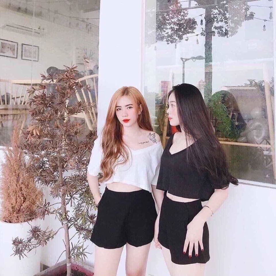 Áo crotop cộc tay FROM RỘNG, CỔ TIM dễ phối đồ