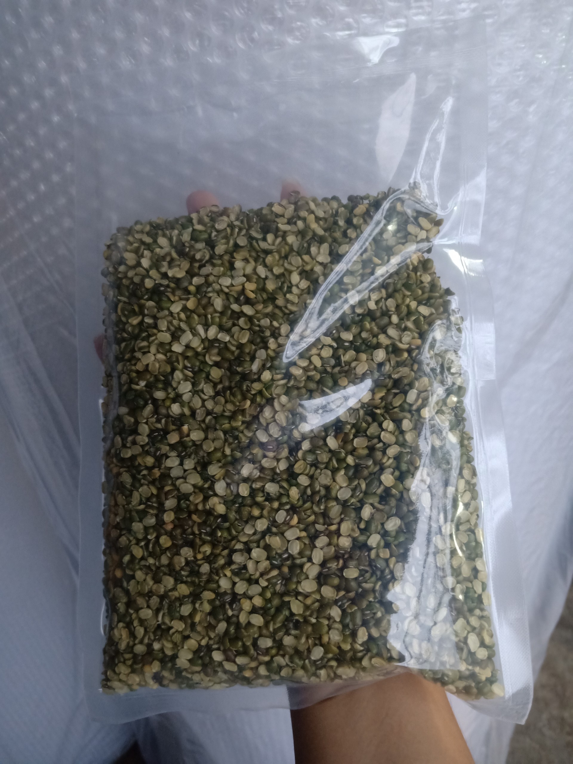 0,5kg đậu xanh cà còn vỏ