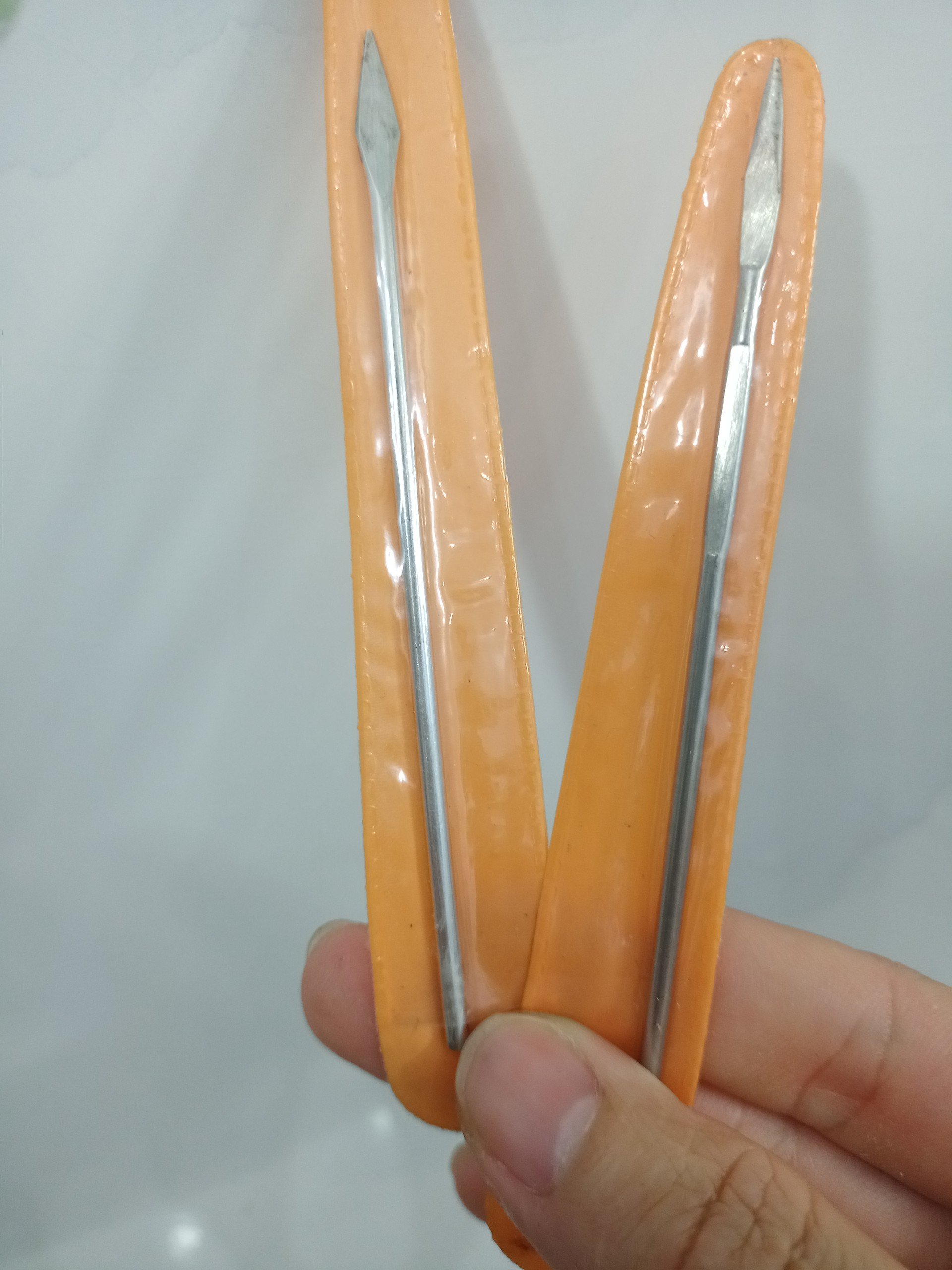 1 Cây lấy khóe  mũi tên móng chân