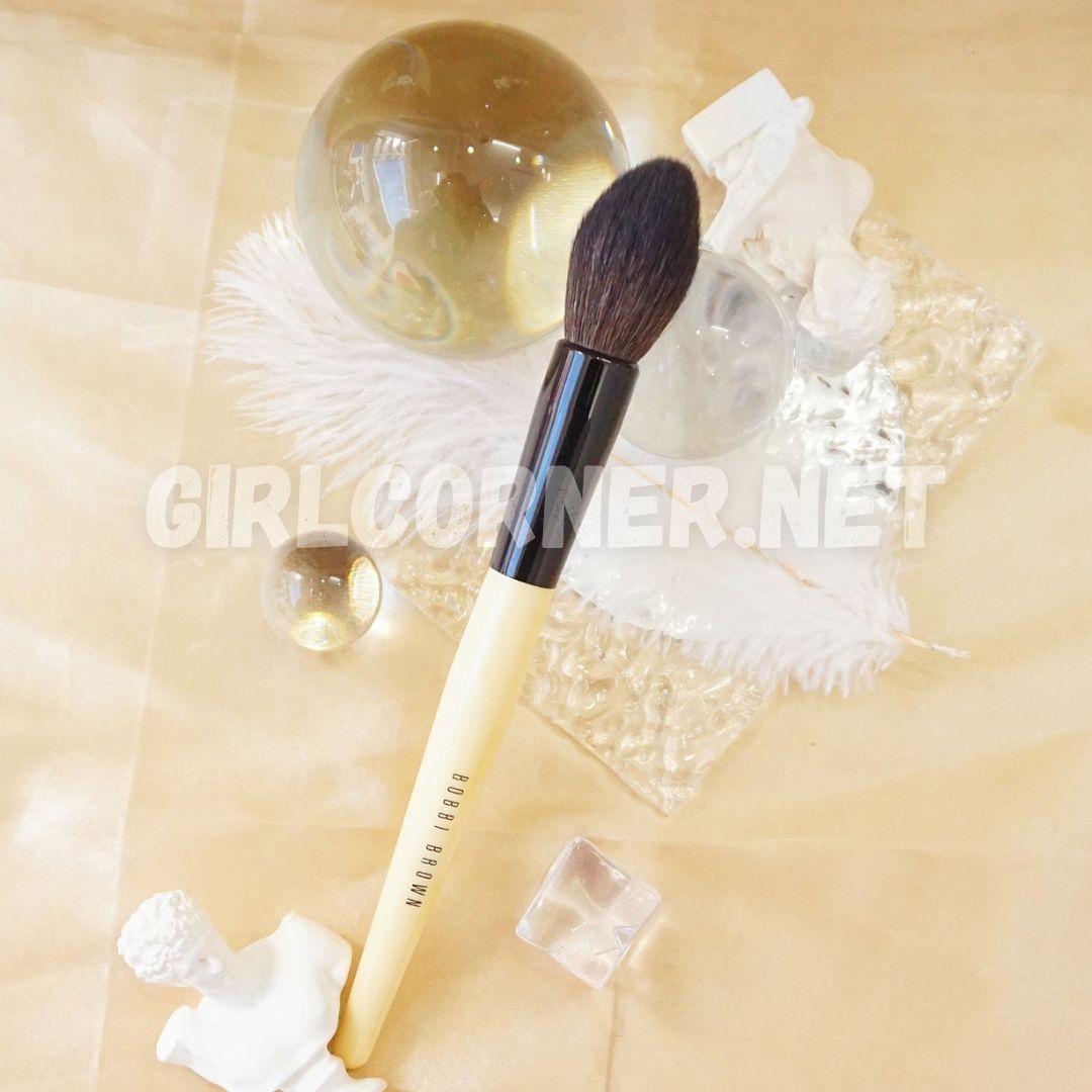 Cọ phủ phấn Bobbi Powder