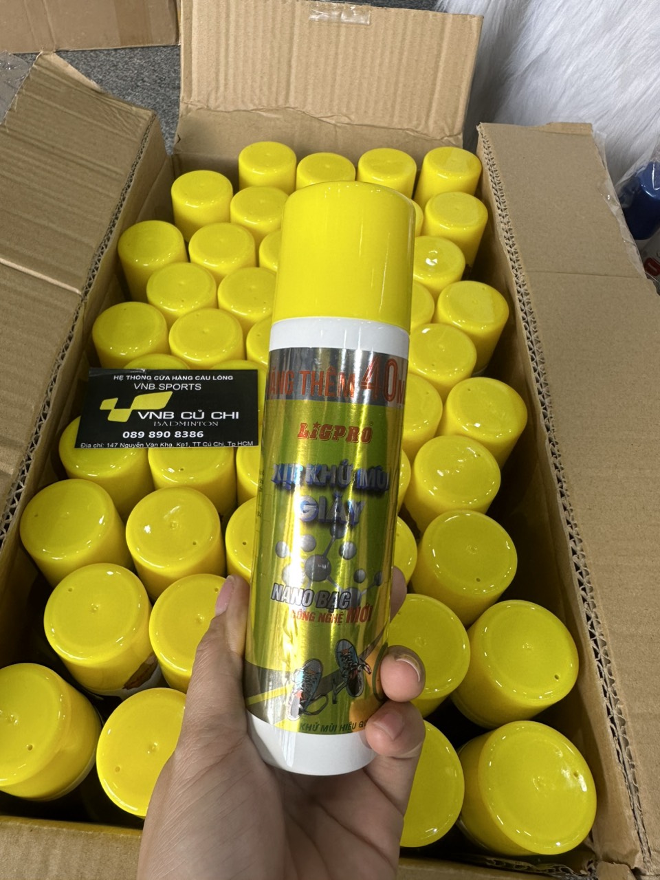 COMBO Bình Xịt Khử Mùi (200ml) và Vệ Sinh Giày Ligpro (420ml)