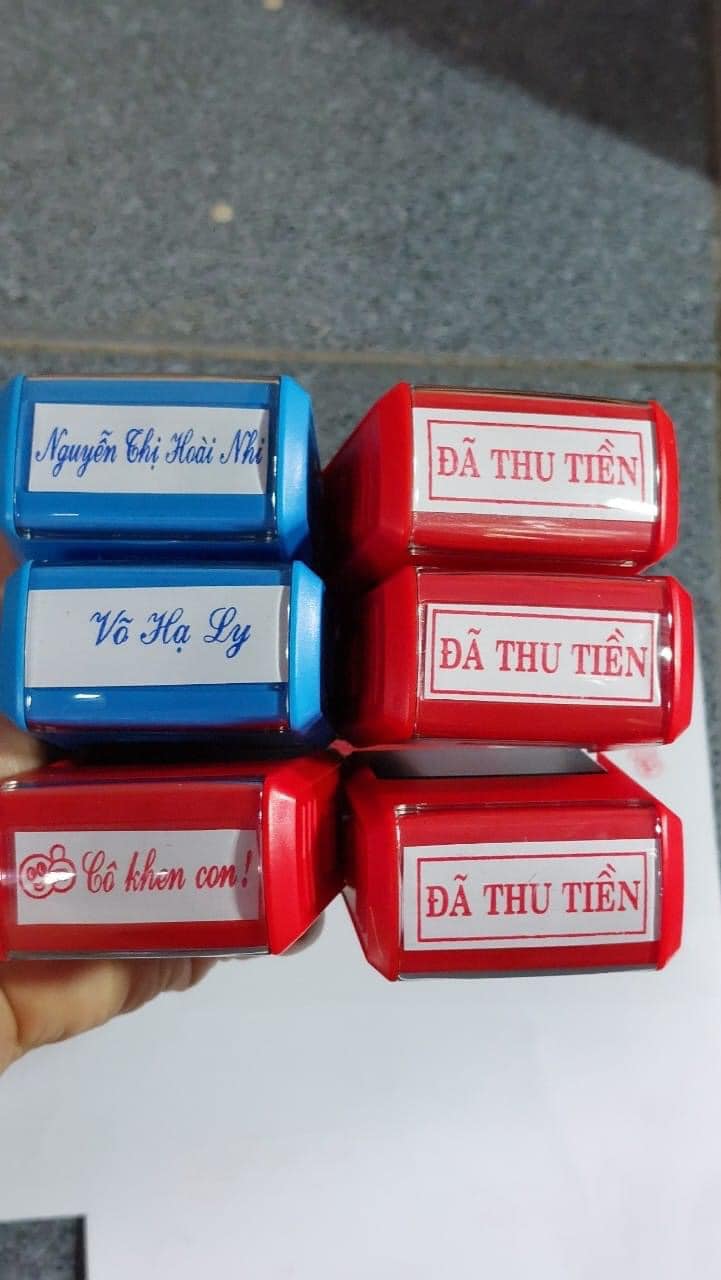 Khắc con dấu tên theo yêu cầu