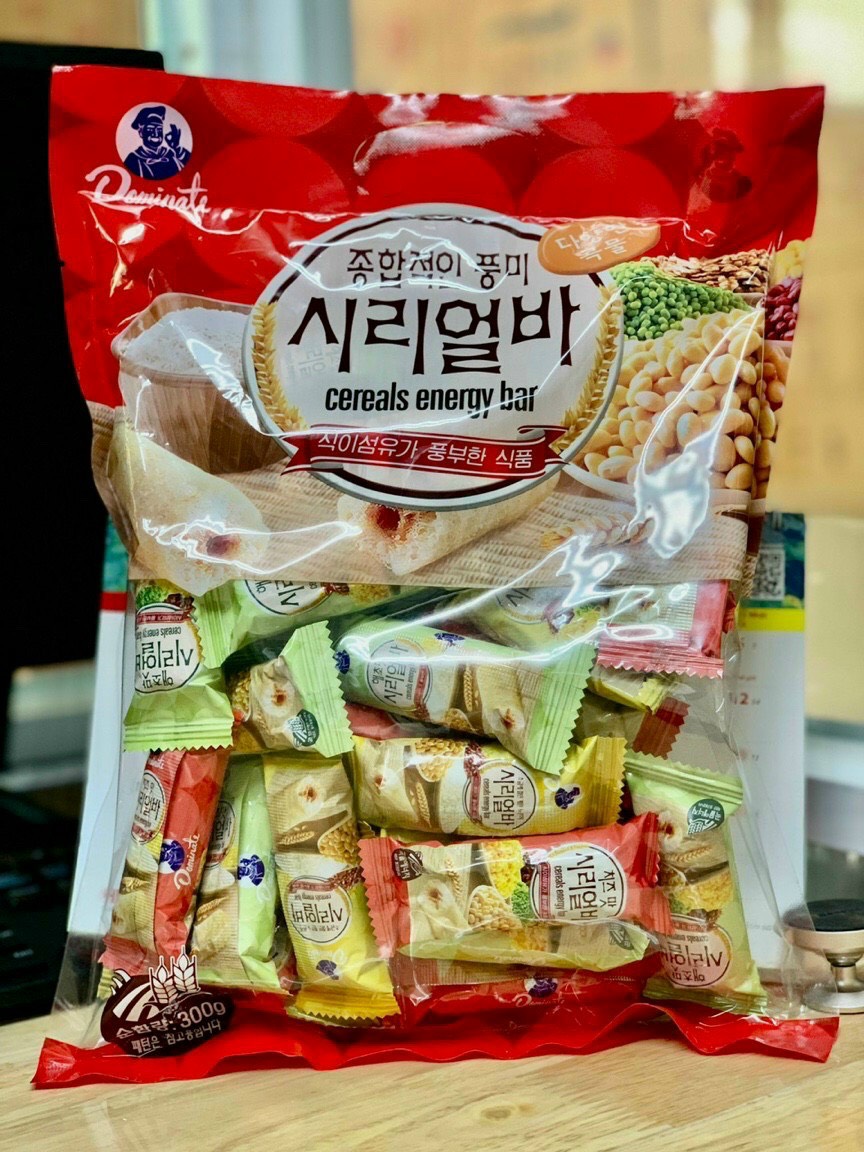 Bánh Ngũ Cốc Dinh Dưỡng 12 Loại Đậu Crispi Roll Đài Loan 300gram