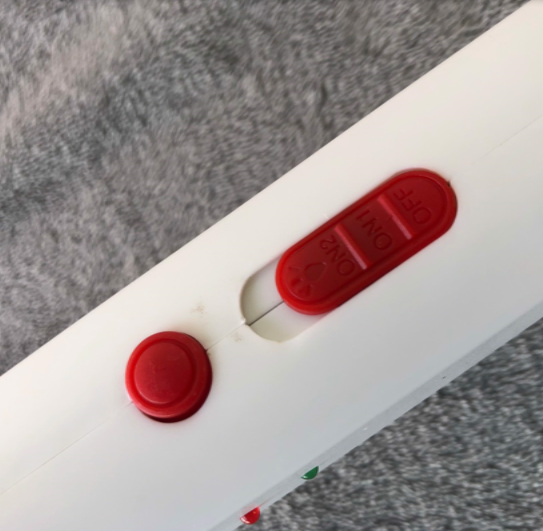 Vợt muỗi Điện Quang ĐQ EMR02 WR ( Trắng - đỏ )