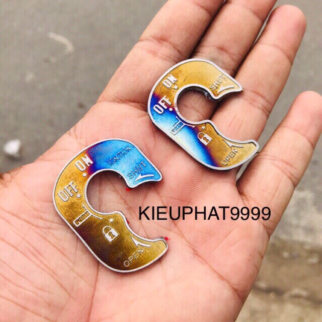 Dán khoá Winner V1/ Ốp khoá winner v1 titan có keo sẵn