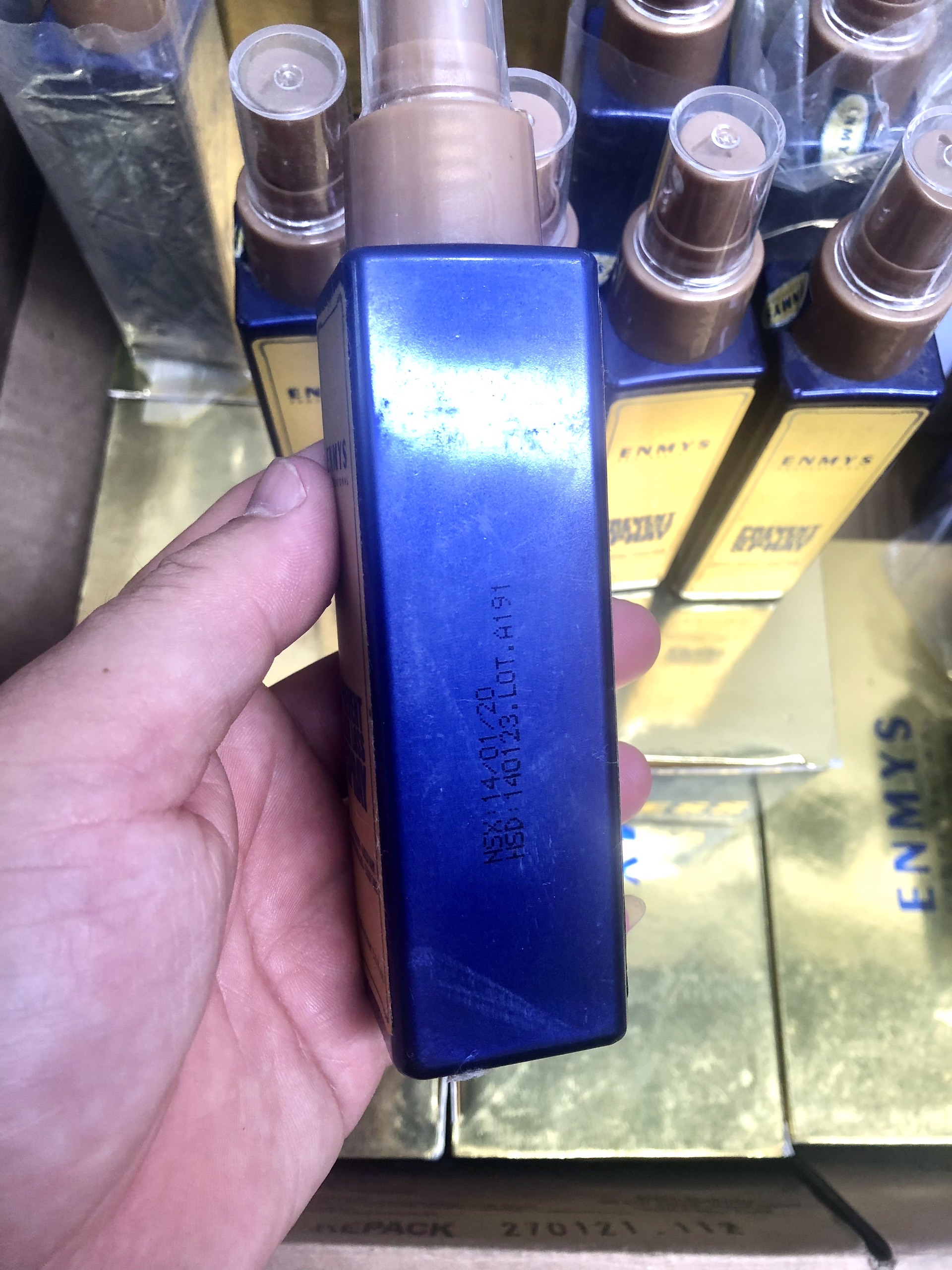 XỊT DƯỠNG CHỐNG RỤNG VÀ KÍCH THÍCH MỌC TÓC ENMYS