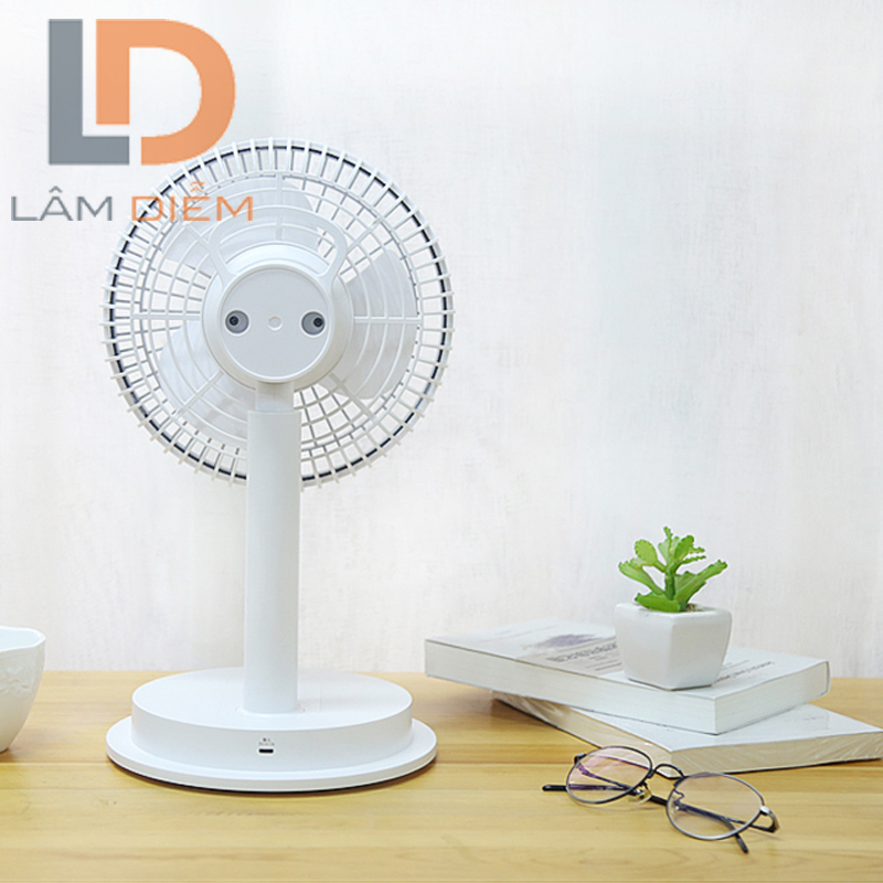 Quạt sạc để bàn 2 chế độ siêu mát đôrêmon kitty