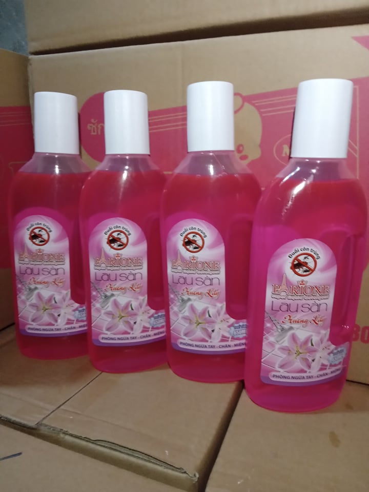 Nước tẩy rửa bồn cầu thai plus 900ml