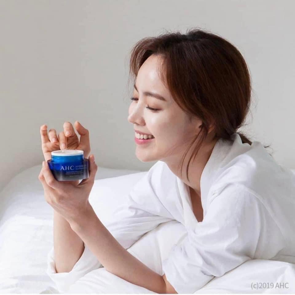 Kem Dưỡng AHC Capture Solution Max Cream 50ml