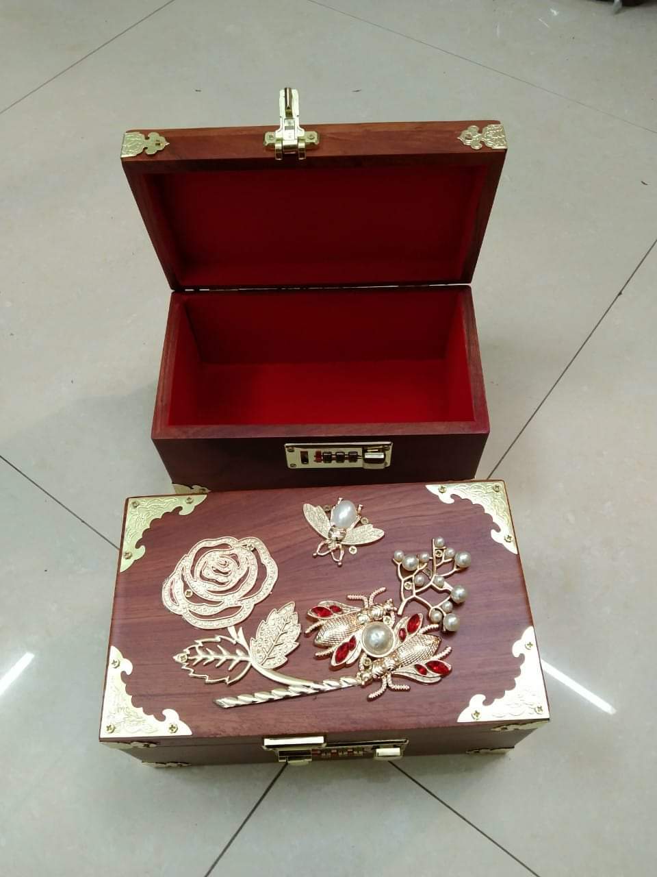 Hộp đựng trang sức,nữ trang cao cấp gỗ hương