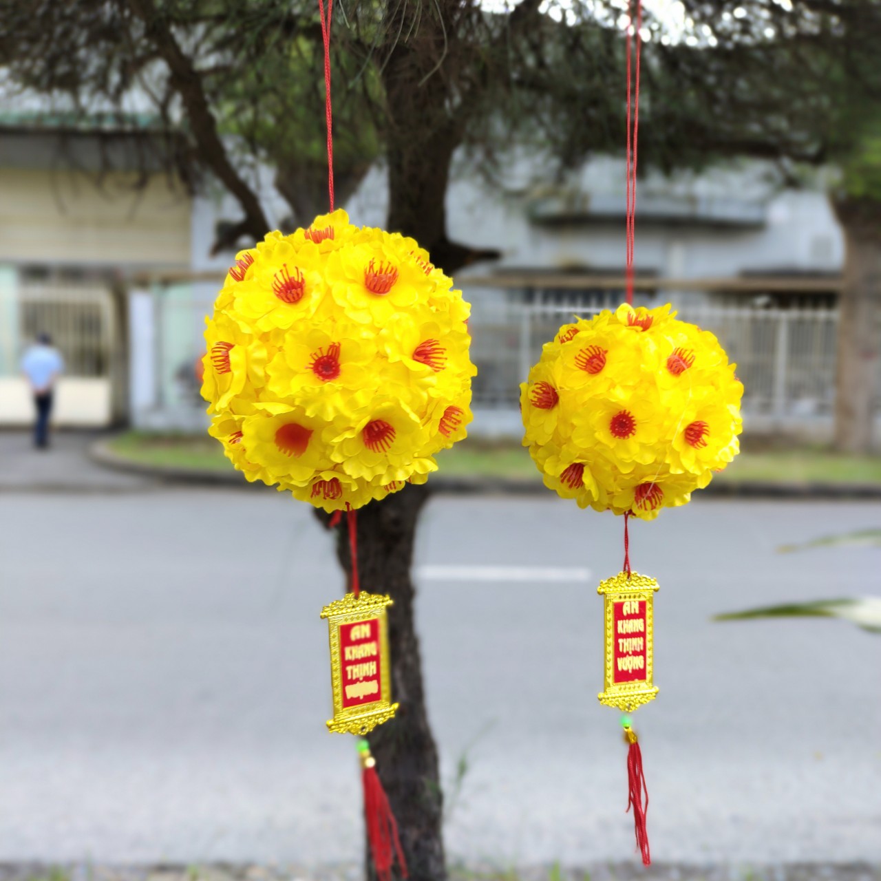 Quả cầu hoa mai trang trí tết (nhiều size) 13CM