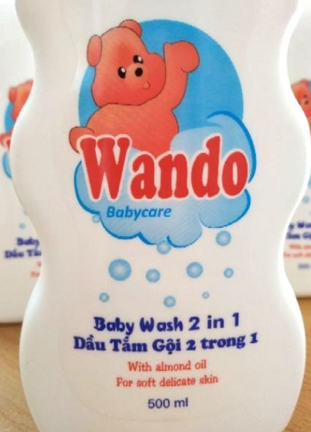 Dầu tắm gội 2 trong 1 Wando chai 500ml