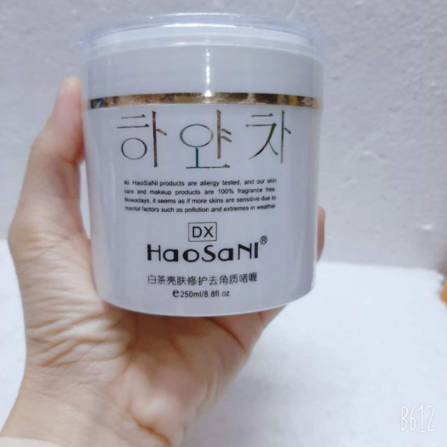 Kem tẩy tế bào chết Haosani BC-069