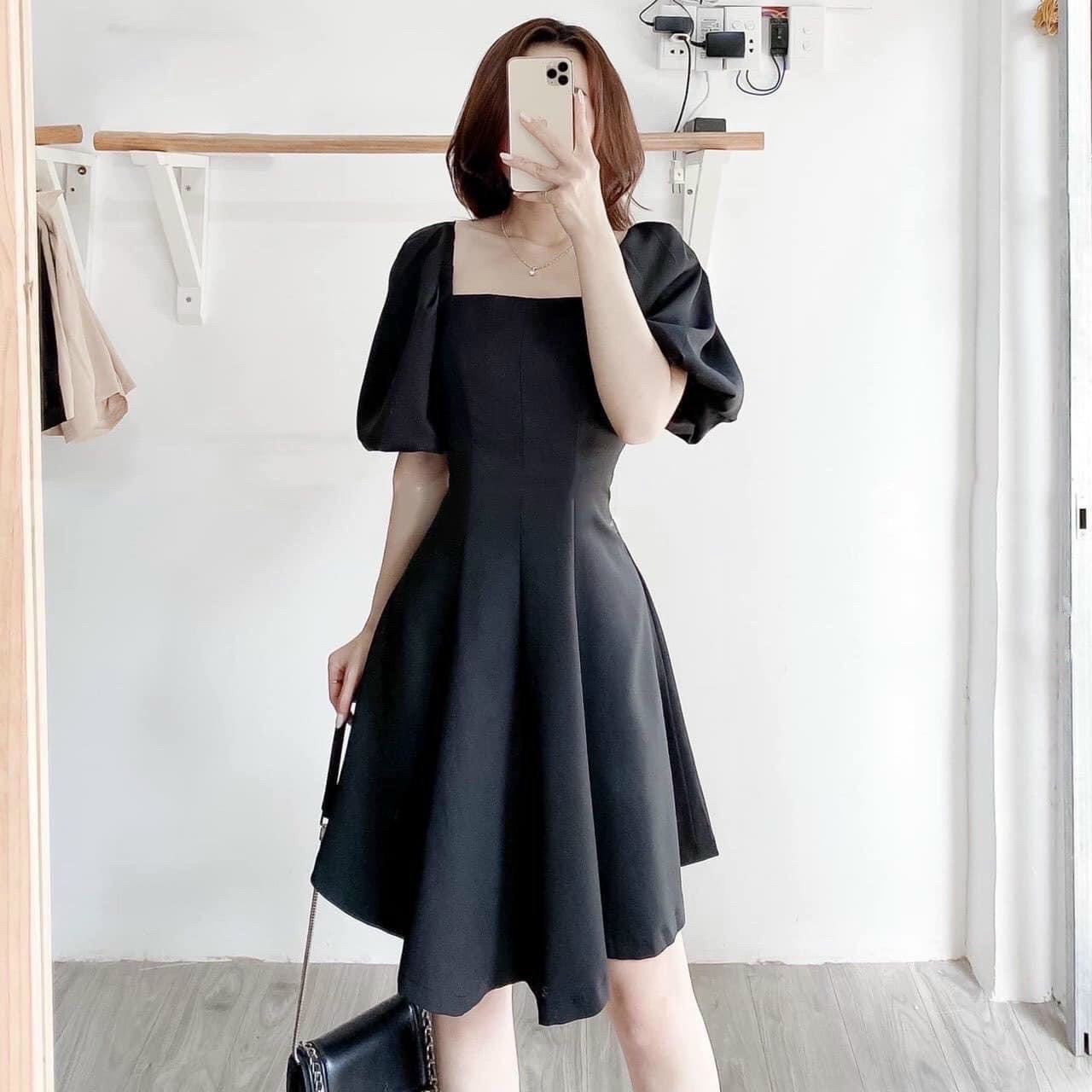 Đầm đen cổ vuông tay lỡ
