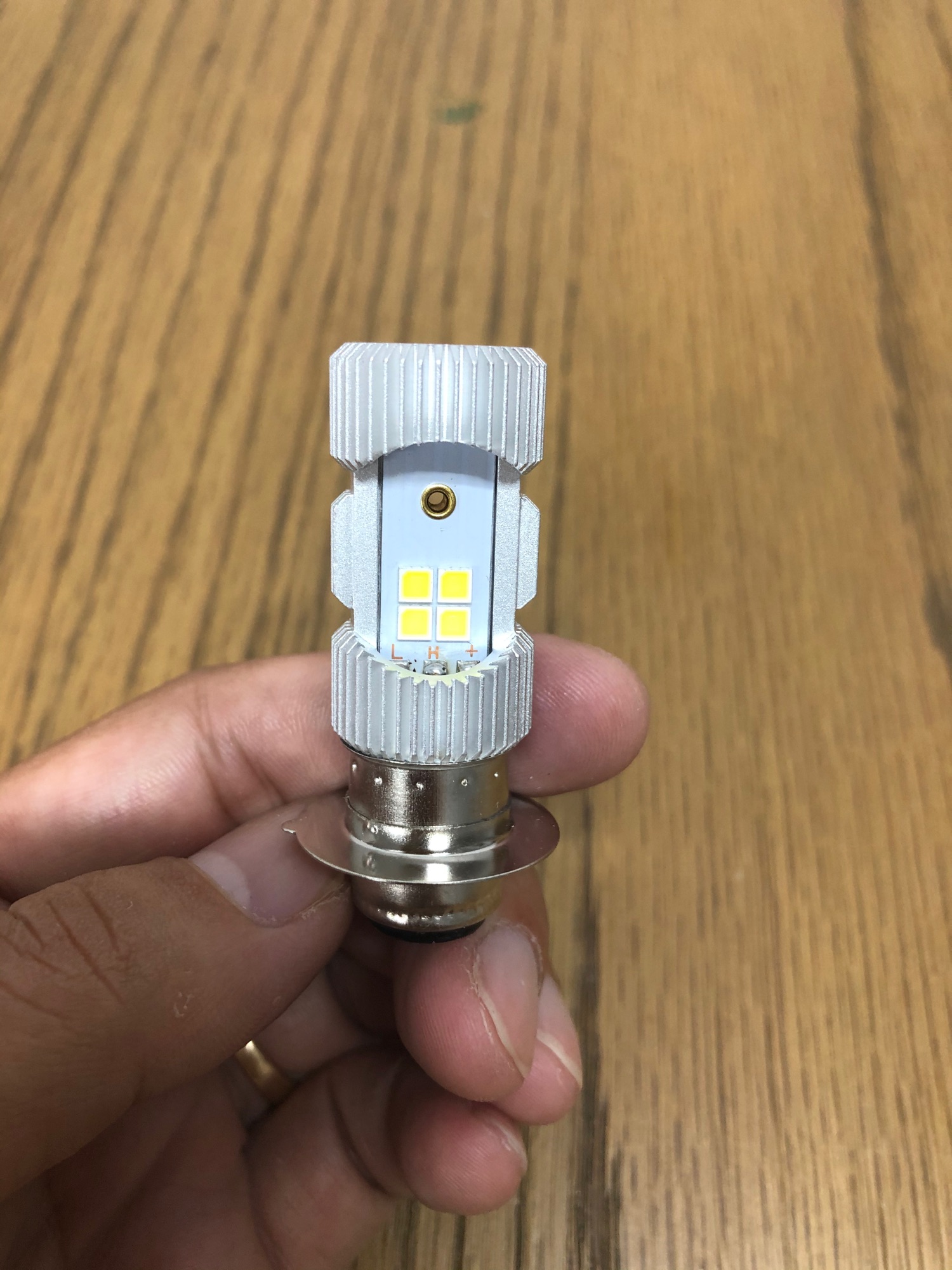 [HCM]( M5 ) Led Philips - Bóng đèn pha xe môtô ( M5) Ultinon Essential Moto LED