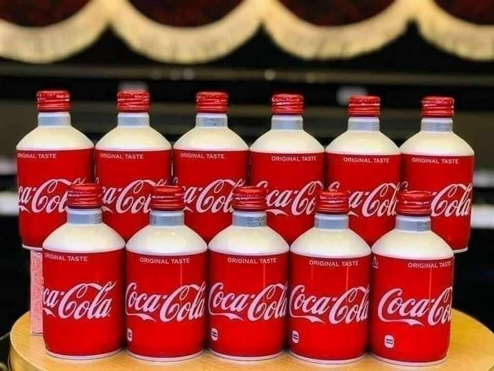 Nước Ngọt Coca Nhật 330ml Nắp vặn