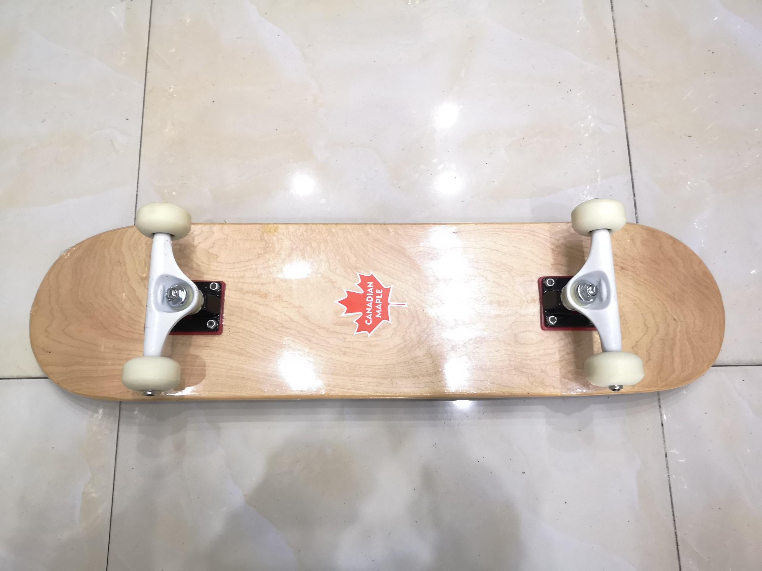 Ván trượt gỗ lá phong cao cấp