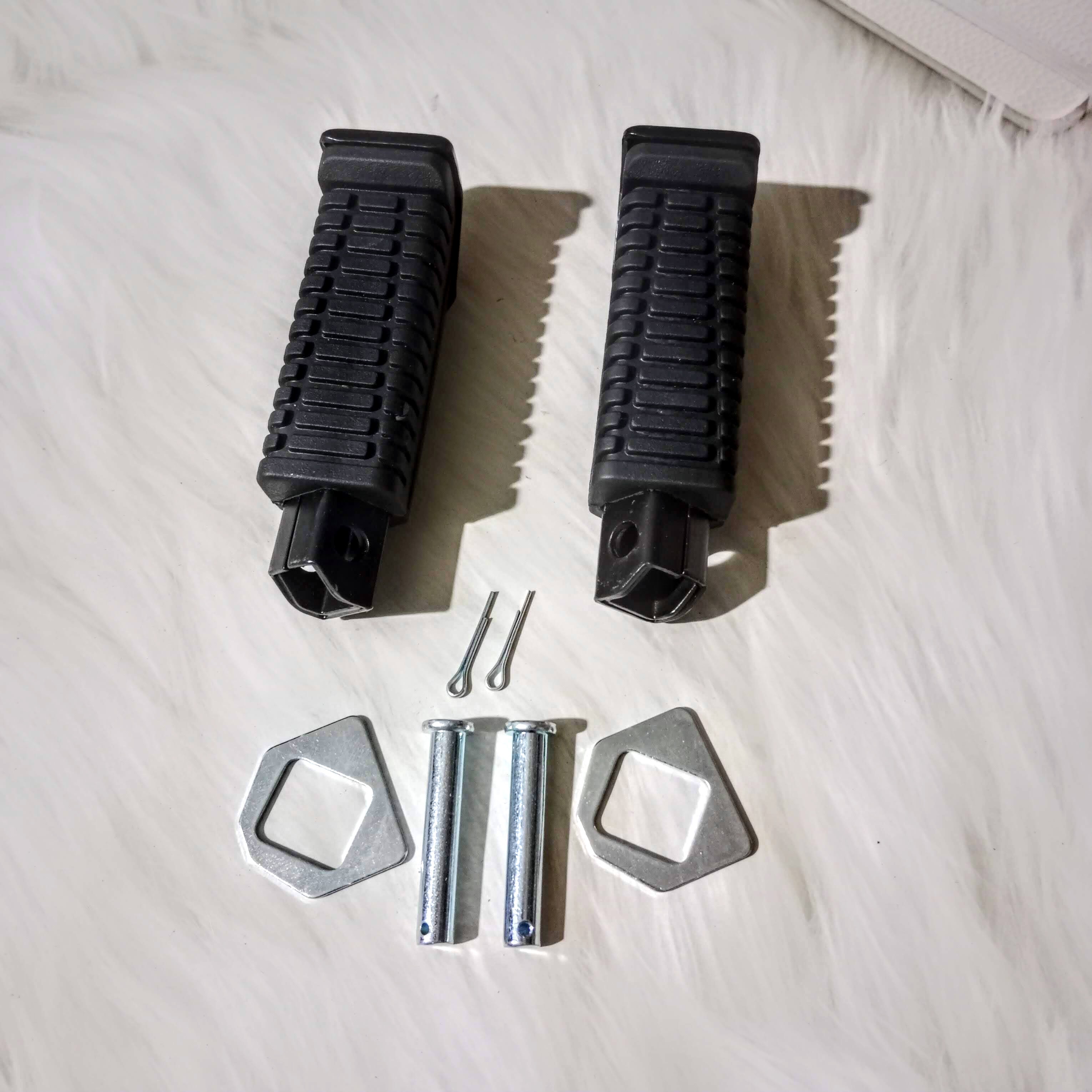 ( Giá cả cặp ) Cao su gác chân sau SIRIUS , LUVIAS / GÁC XẾP SIRIUS