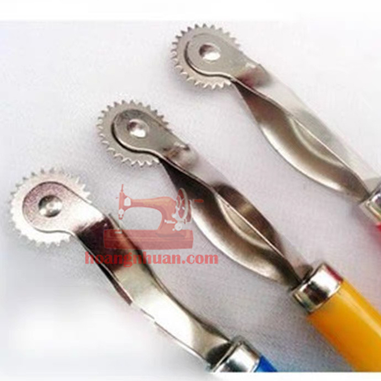 [HCM]Cây lăn dấu dùng lấy dấu trên da simili....