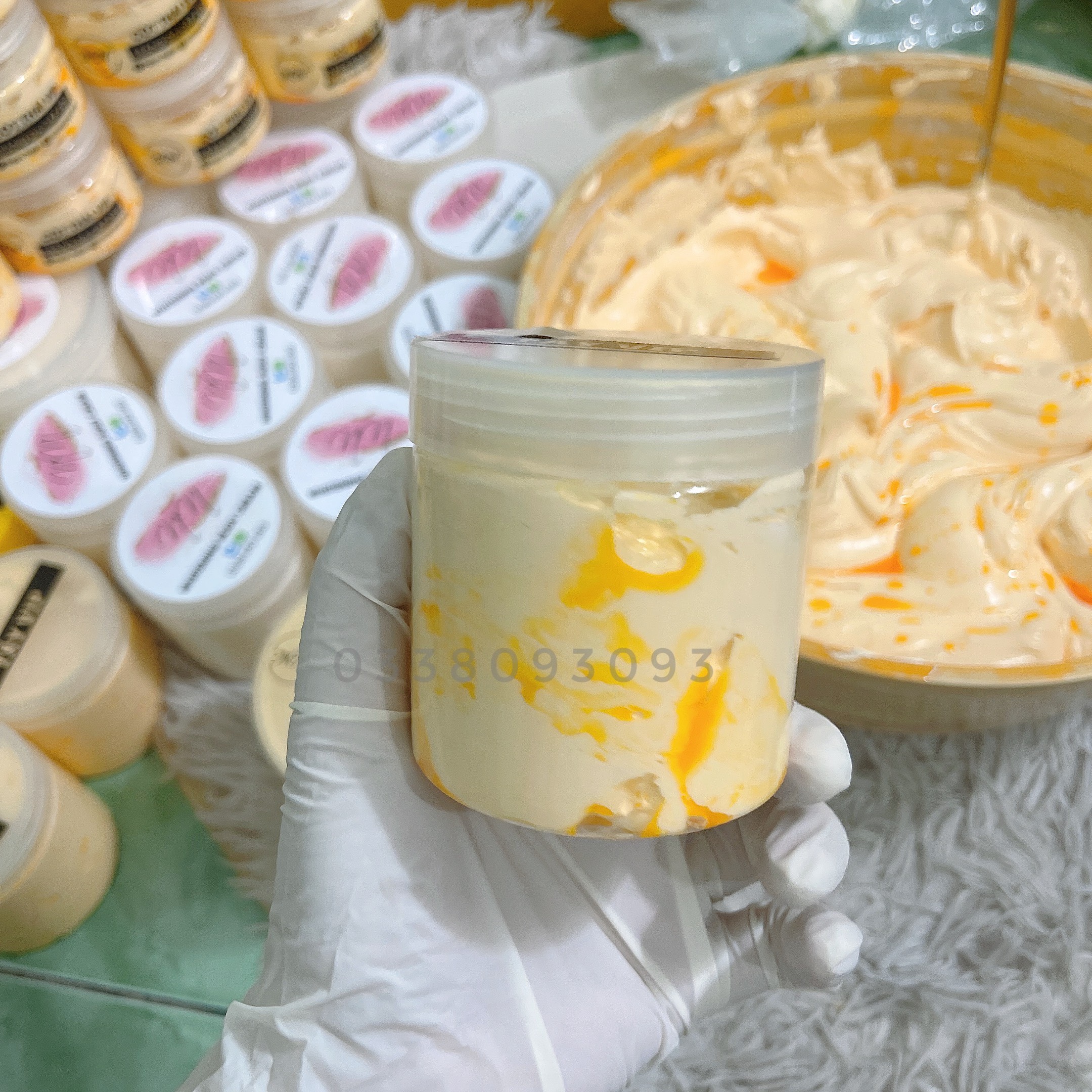 Kem body trắng da-cốt thái TẨY VIP 220g ( không cần trùm ủ )