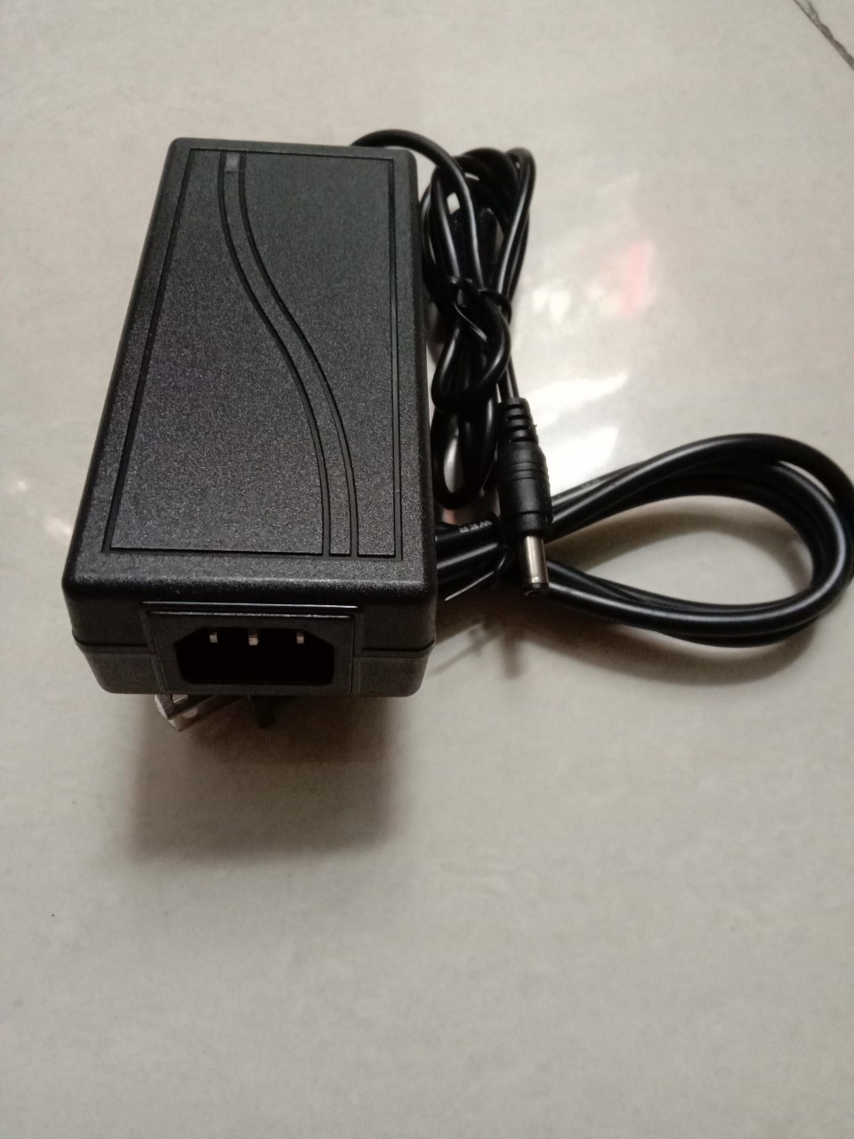 Bộ nguồn nhựa 12V-5A(DC) dùng cho đèn led 12v
