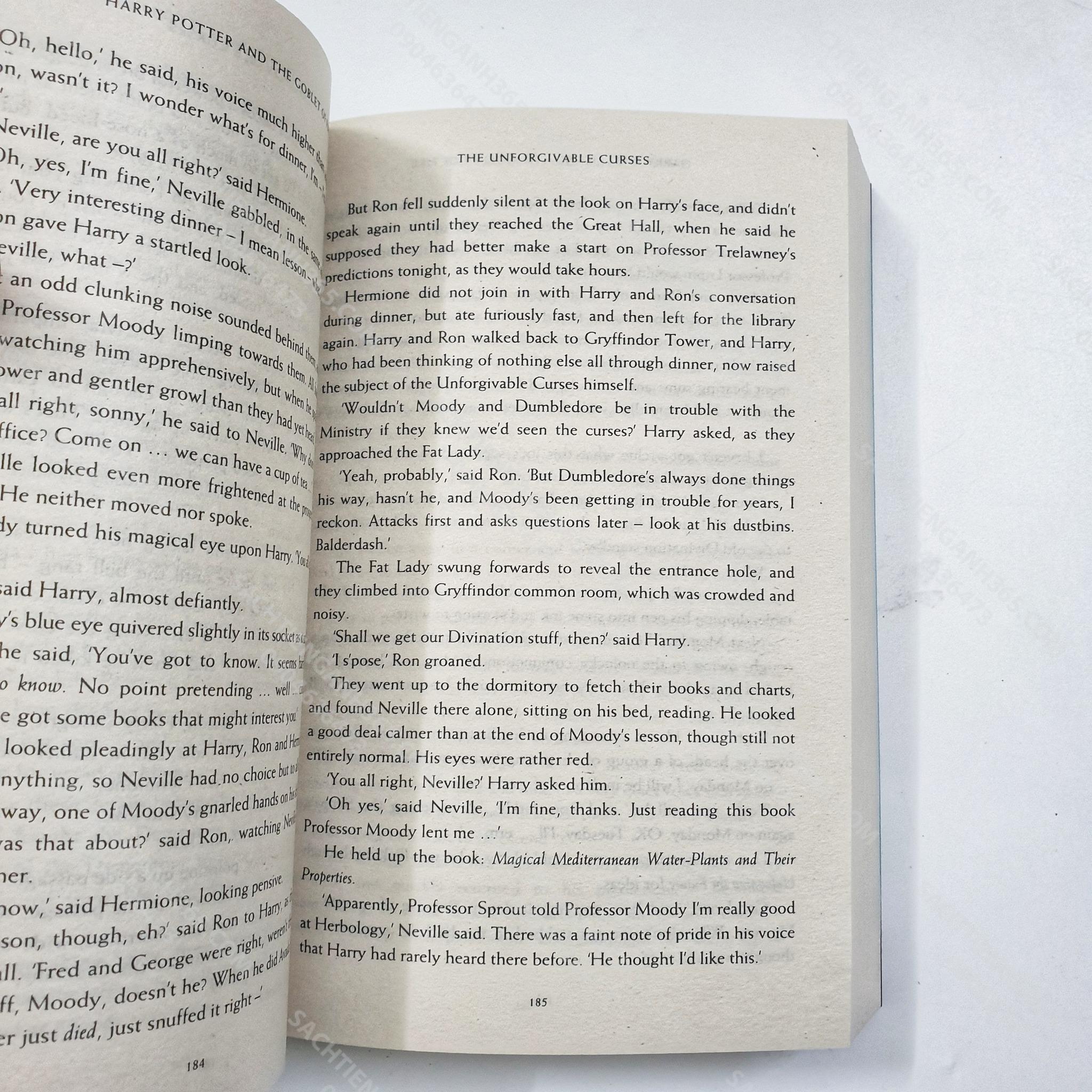 Harry Potter Boxset - 8 Cuốn | Nhập khẩu