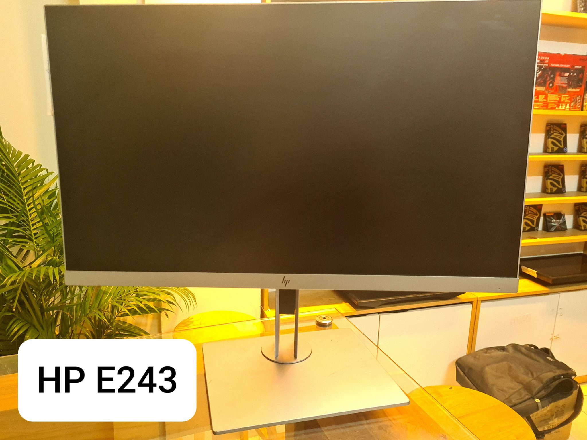 Màn hình máy tính HP EliteDisplay E243I (23.8 inch / FHD / LED /IPS / 250cd / m² / HDMI+ VGA/ 60Hz/5ms )