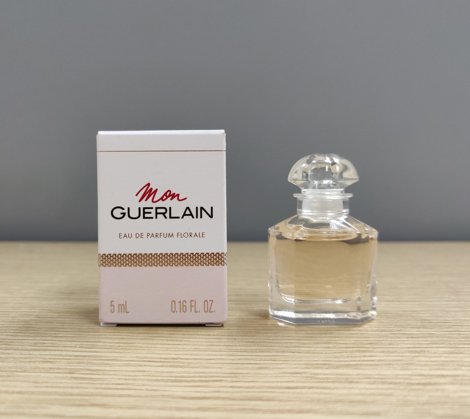 Nước hoa nữ Guerlain Mon Guerlain Florale Eau De Parfum 5ml