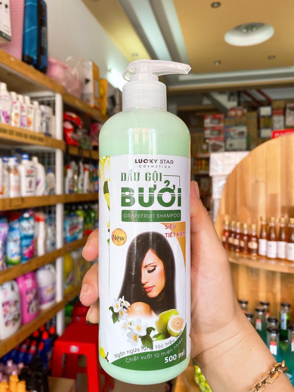 [Lucky star] DẦU GỘI BƯỞI LUCKY STAR 500ML.
