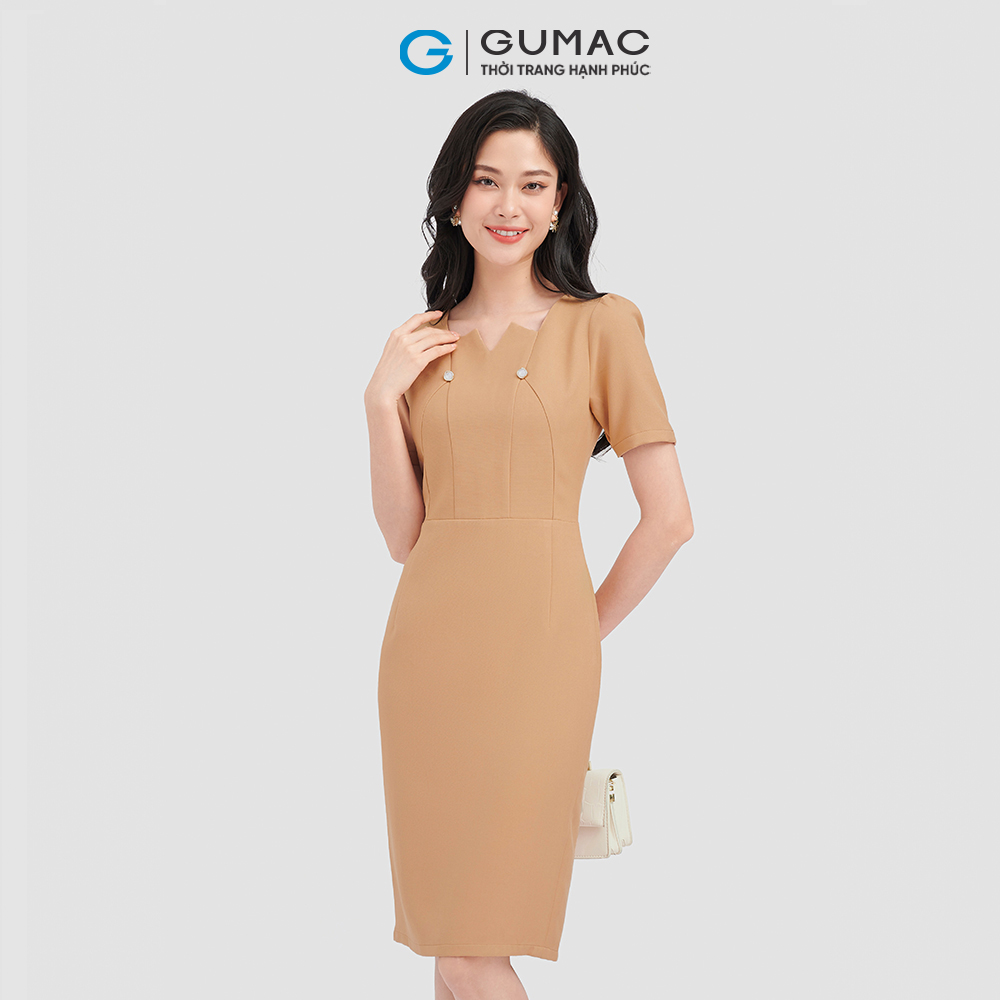 Đầm ôm GUMAC, đầm rã cổ đính nút DC09063