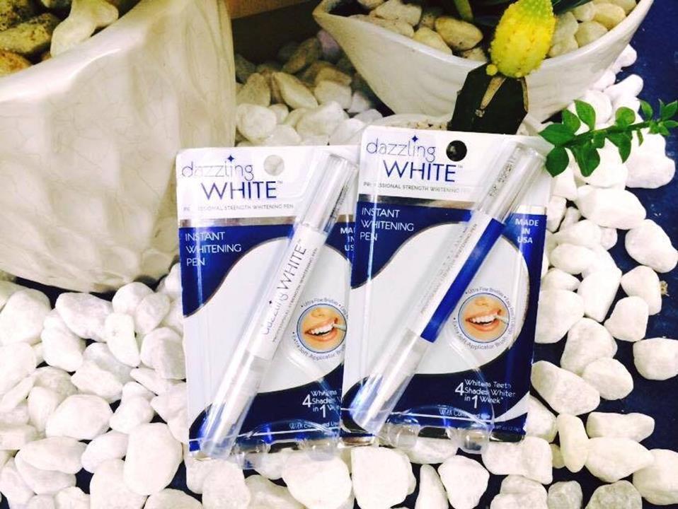 Combo 2 Bút tẩy trắng răng Dazzling White