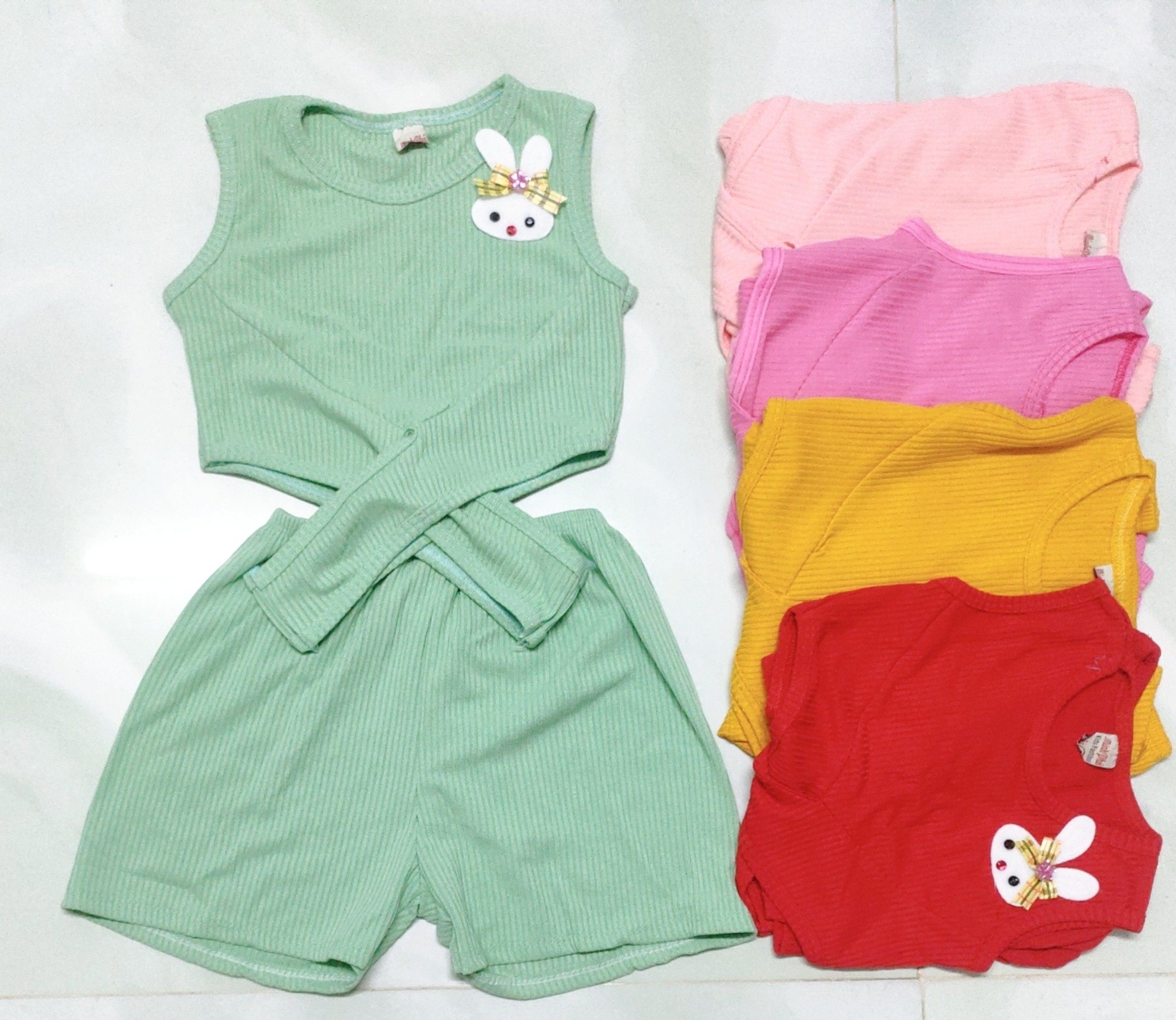 Bộ Thun Gân Kiểu Bé (6-14kg) (giao màu ngẫu nhiên)