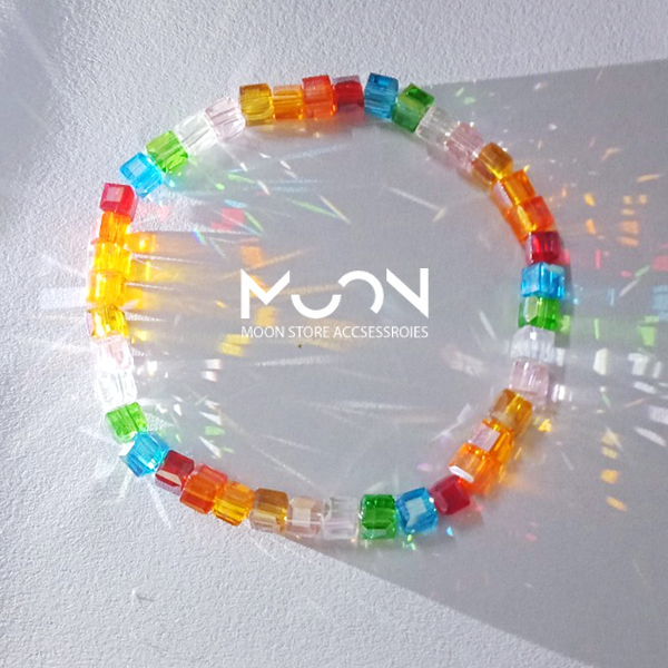 [HCM]Vòng tay nữ handmade hạt pha lê vuông lập phương loại nhỏ 6mm nhiều màu cầu vồng dễ thương - moon store acc