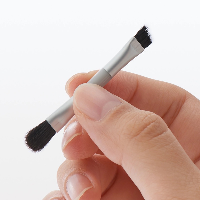 Muji Cọ Đánh Phấn Mắt Bỏ Túi