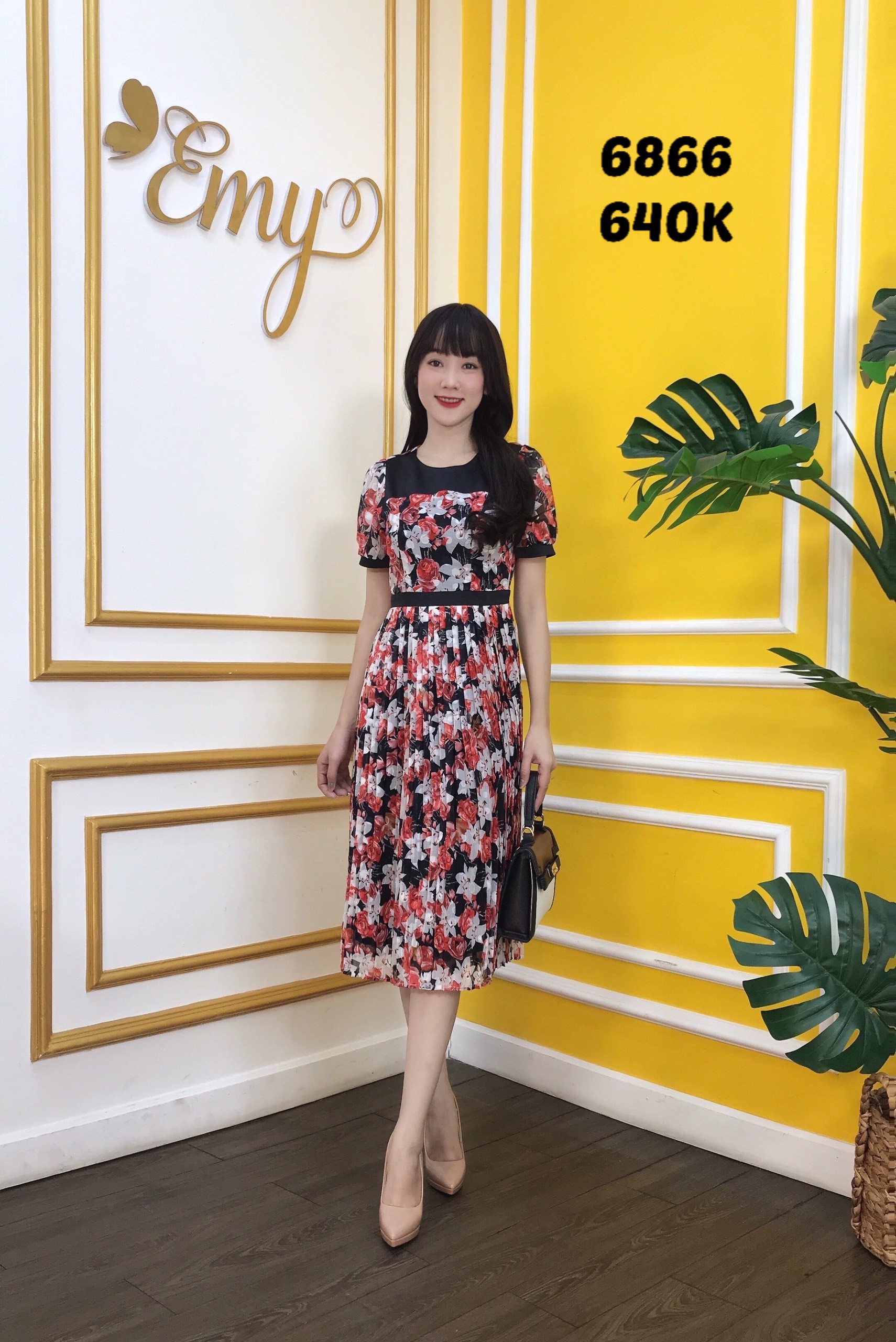 Đầm EMY EM6866 Xoè Dập Ply Hoa