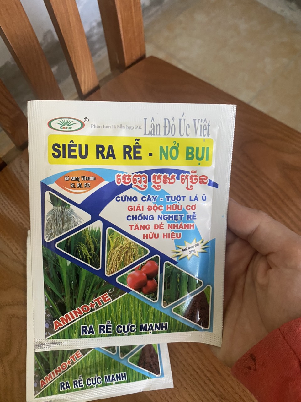 Phân bón Siêu Ra Rễ Nở Bụi gói 30gr chuyên dùng cho rau màu, lúa ...