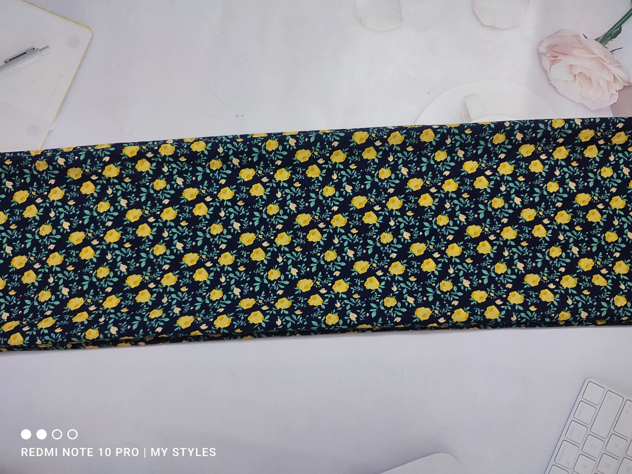 2m Vải lụa lạnh hoạ tiết hoa lá nhỏ (1) - lụa Mango chính phẩm