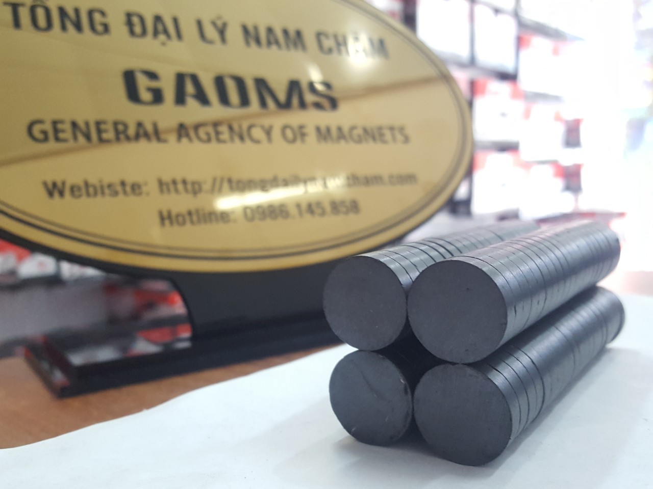 30 viên nam châm đen 20x5mm